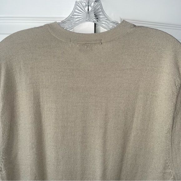 Tiger Woods Collection Tan V-Neck Sweater with Relaxed Fit - Picture 7 of 7